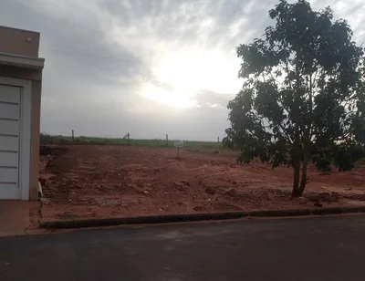 Quintal — Terreno em Jardim Bethânia, Iguaraçu