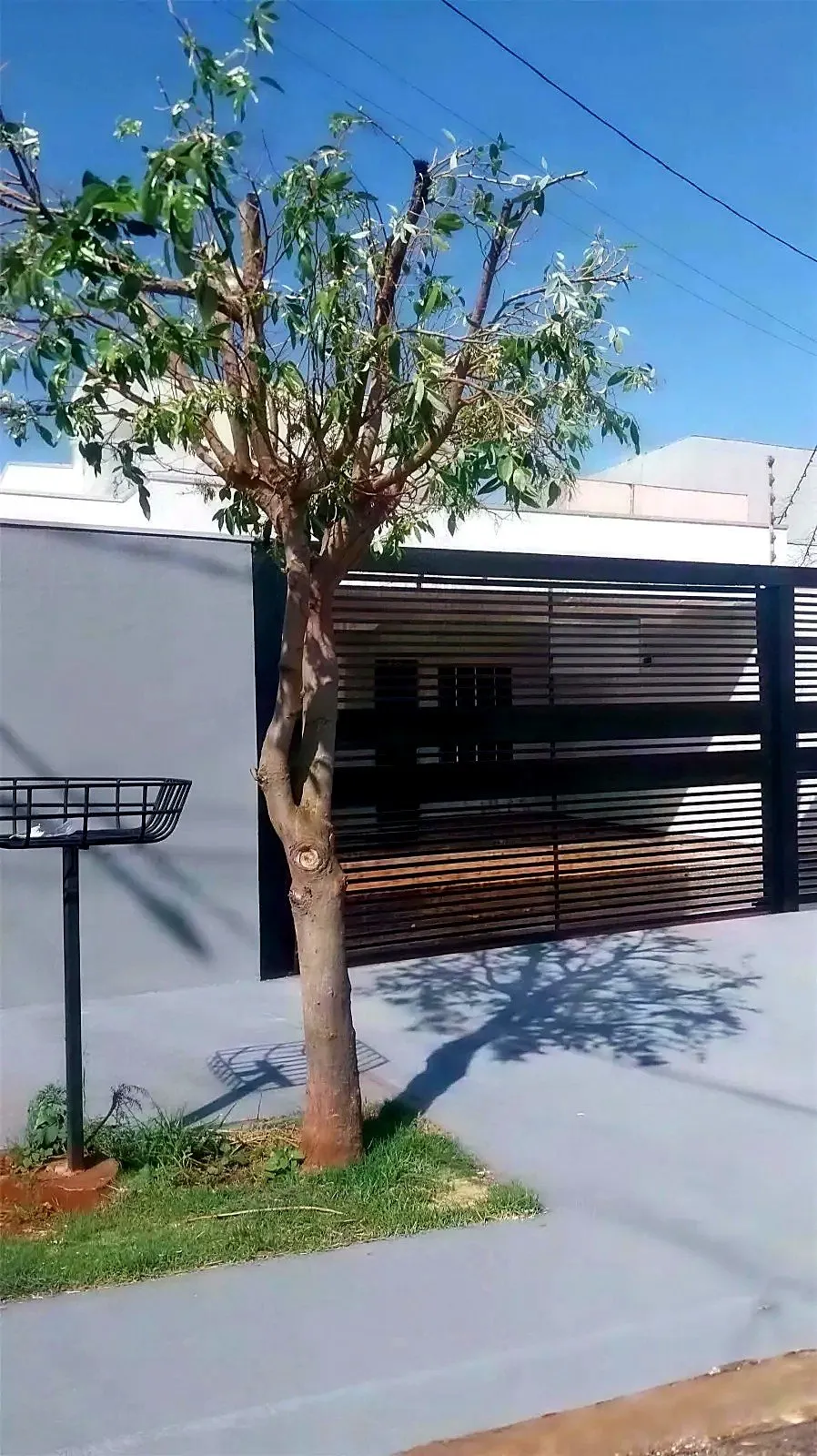 Fachada — Casa em Alto das Grevíleas, Maringá